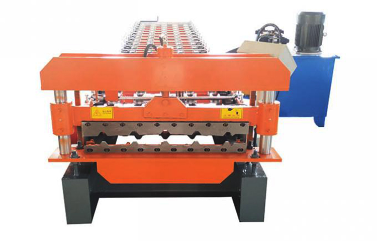 Automatic PLC Customizable Roofing Roll Forming Machine