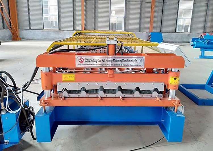 Μηχανή κατασκευής ρολού φύλλων στέγης κεραμιδιών IBR τραπεζοειδούς προφίλ