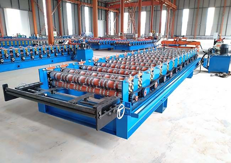 Máquinas formadoras de rollos de chapa metálica de techo de color de hierro de perfil múltiple de venta caliente