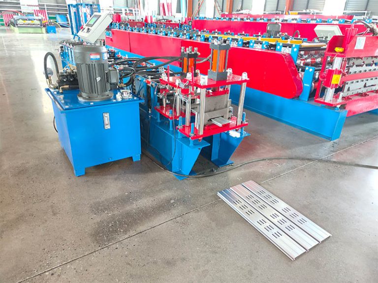 Ceiling Panel Roll Forming Machine1