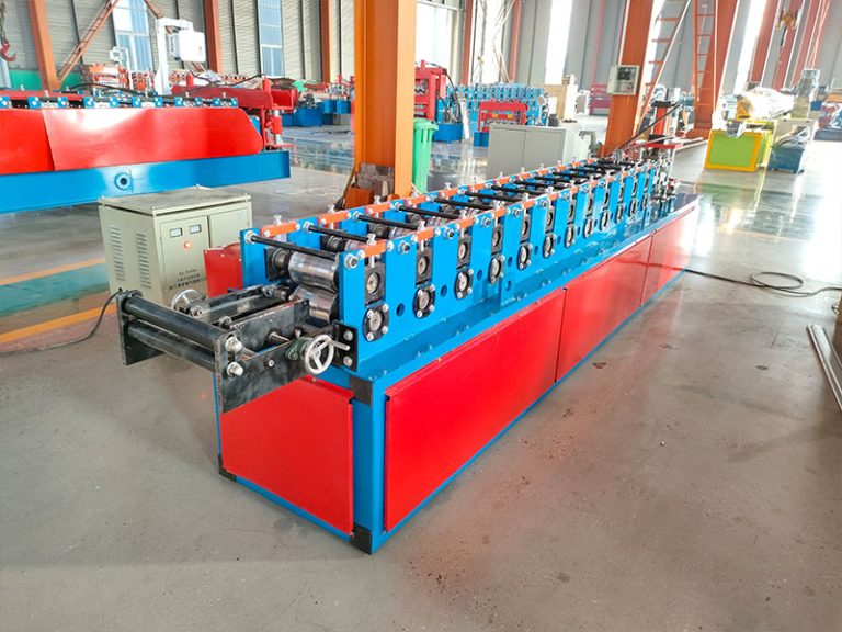 Roller Shutter Door Roll Forming Machine6