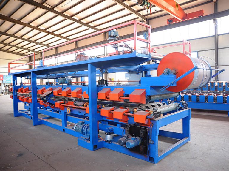 Sandwich Panel Roll Forming Machine6