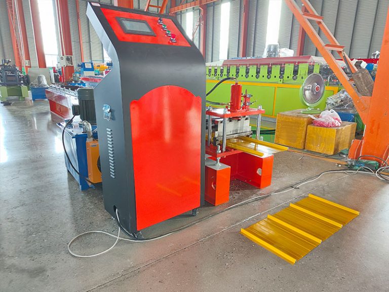 Self Lock Roll Forming Machine3