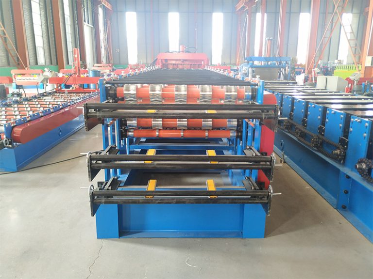 Three Layer Roll Forming Machine1